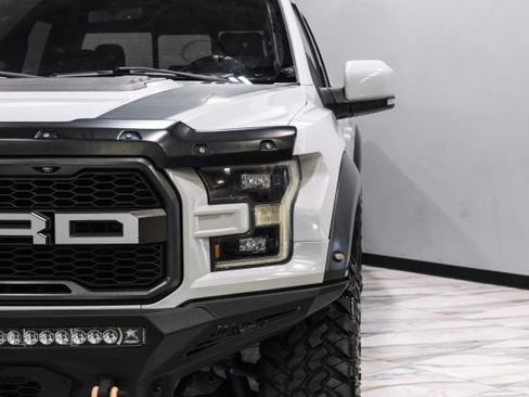 Used 2017 Ford F150 Raptor w/ Equipment Group 802A Luxury AWD/4WD image 46