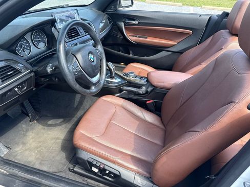 Used 2015 BMW 228i Convertible RWD image 10
