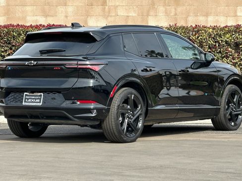 Used 2024 Chevrolet Equinox EV RS image 4