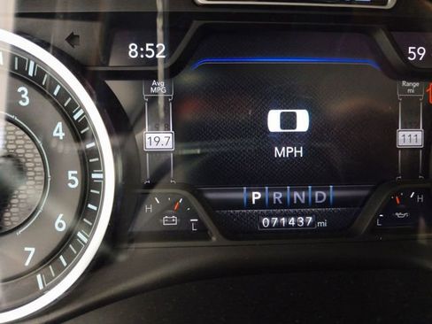 Used 2021 RAM 1500 Laramie AWD/4WD image 6