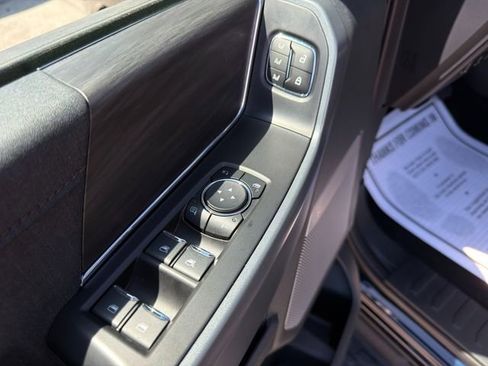 Used 2024 Ford F150 Lightning Lariat AWD/4WD image 24
