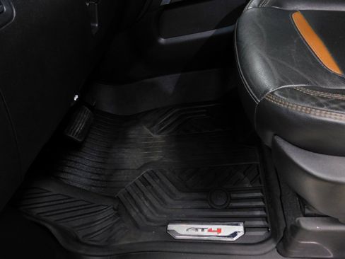 Used 2020 GMC Sierra 1500 AT4 image 35