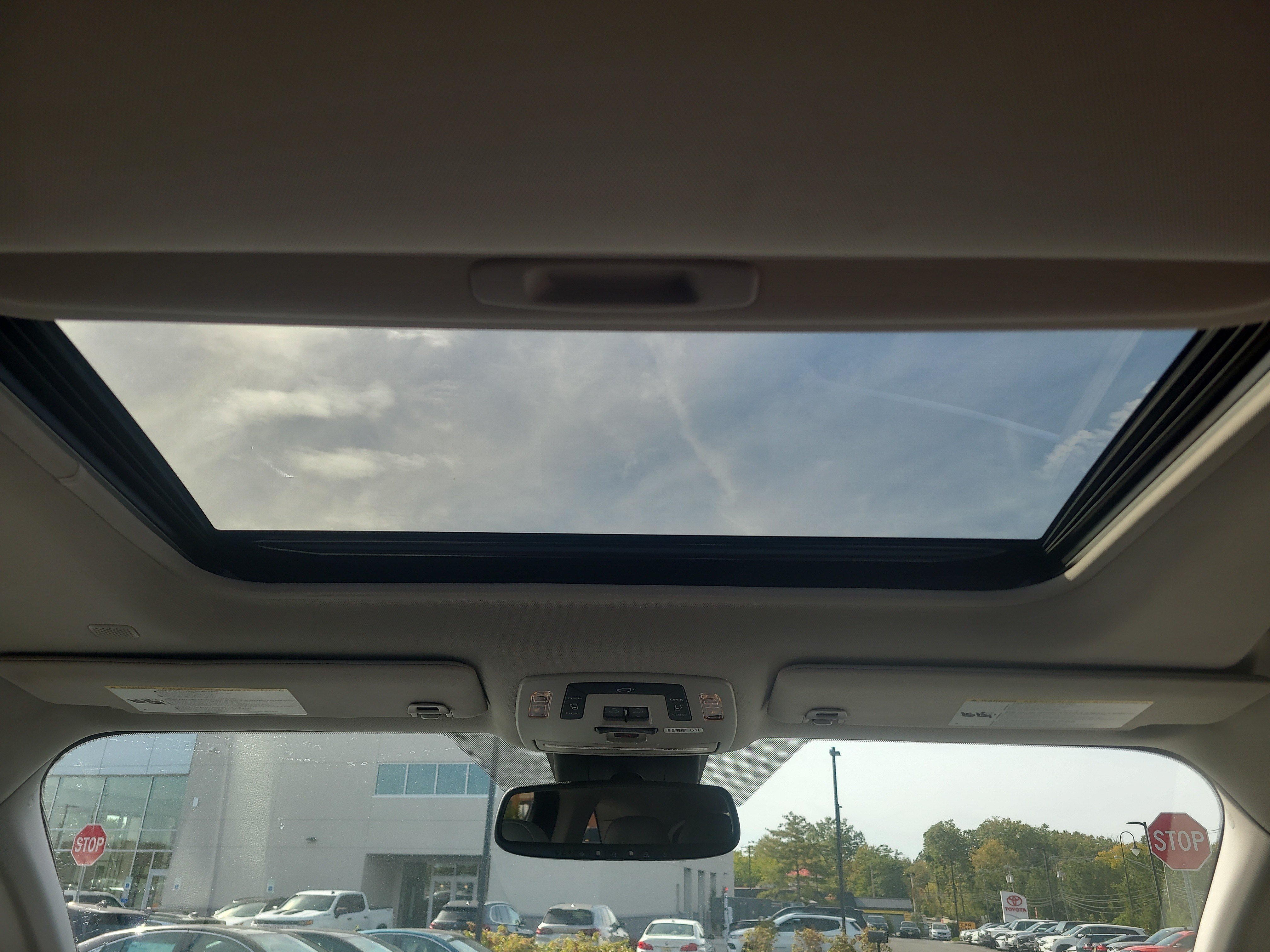 Certified 2021 Toyota Sienna XLE AWD/4WD image 19