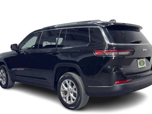 Used 2022 Jeep Grand Cherokee L Limited RWD image 4