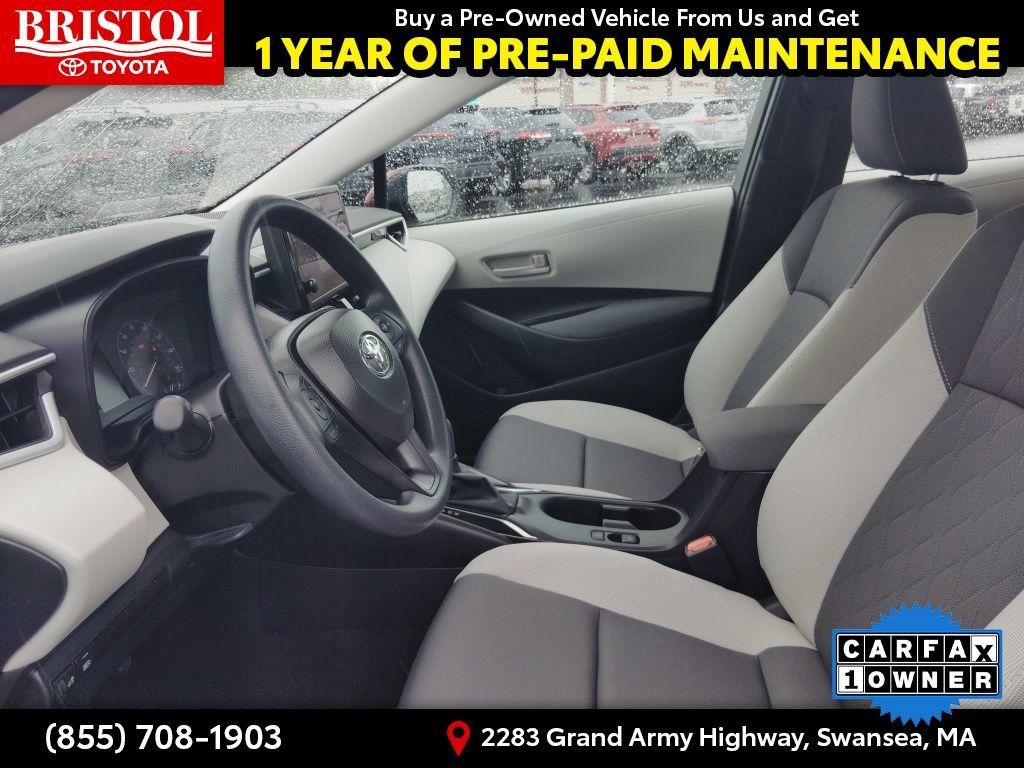 Used 2025 Toyota Corolla LE FWD image 14