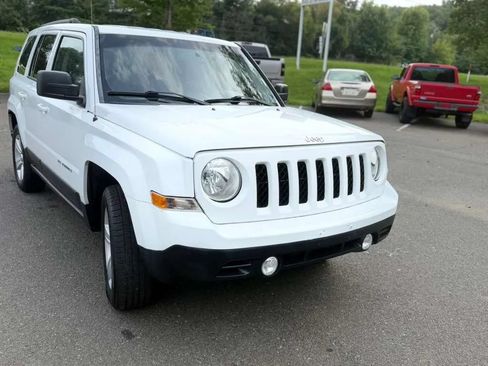 Used 2016 Jeep Patriot Sport w/ Power Value Group AWD/4WD image 1