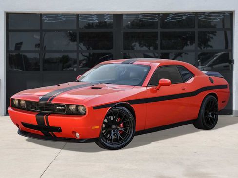 Used 2009 Dodge Challenger SRT8 w/ SRT Option Group II RWD image 1