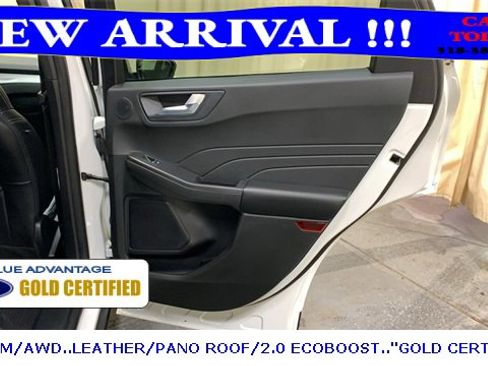Certified 2023 Ford Escape Platinum w/ Premium Technology Package image 14
