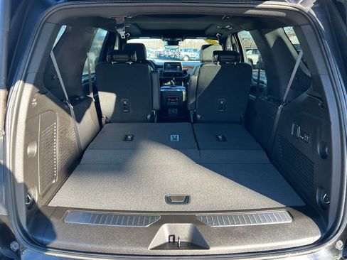 Used 2023 Chevrolet Tahoe Premier image 25