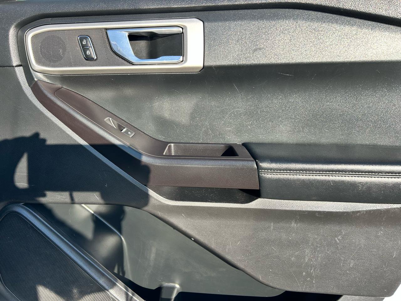 Used 2020 Ford Explorer 2WD image 11