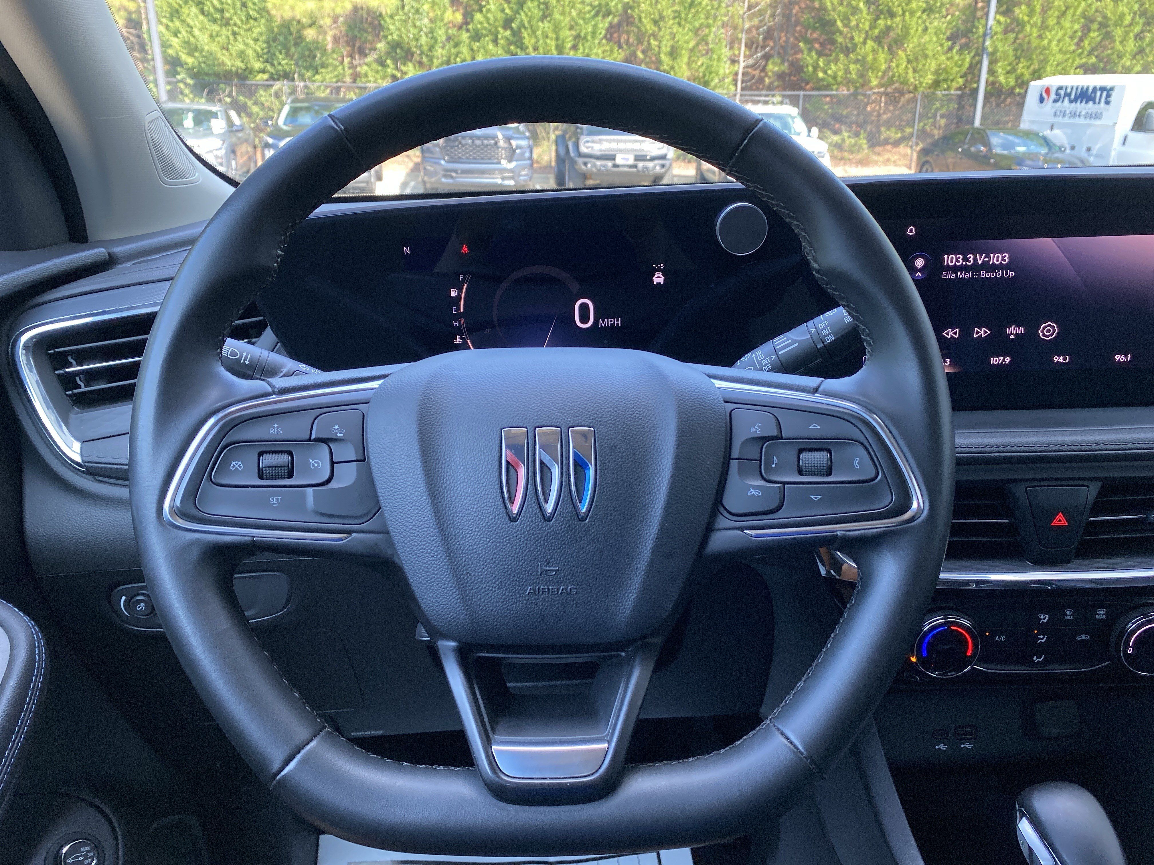 Used 2025 Buick Encore GX Sport Touring FWD image 18
