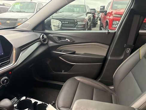 Used 2025 Chevrolet Trax ACTIV image 22