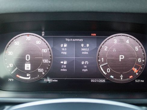Used 2023 Land Rover Defender 130 SE AWD/4WD image 23