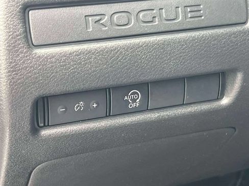 Used 2024 Nissan Rogue S AWD/4WD image 20