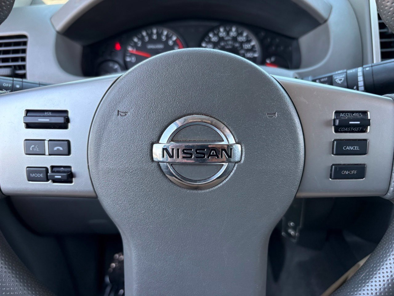 Used 2018 Nissan Frontier SV RWD image 29