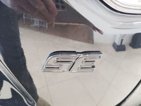 New 2026 Toyota Corolla SE image 9