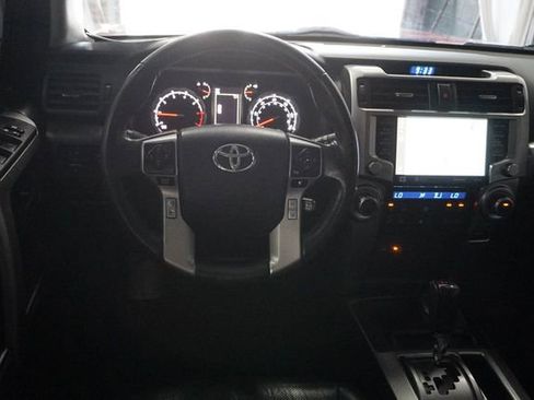 Used 2021 Toyota 4Runner Limited AWD/4WD image 11