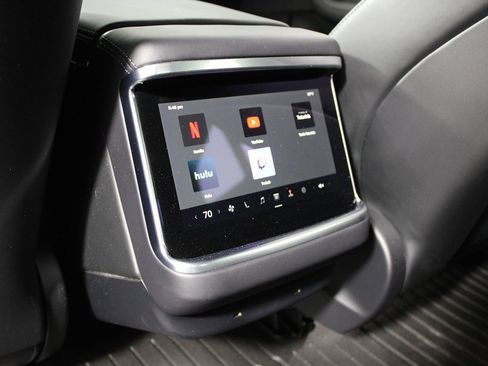 Used 2022 Tesla Model S Plaid image 26