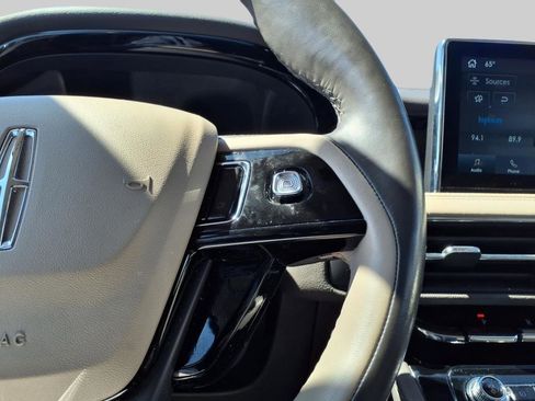 Used 2022 Lincoln Corsair Reserve w/ Elements Package image 19