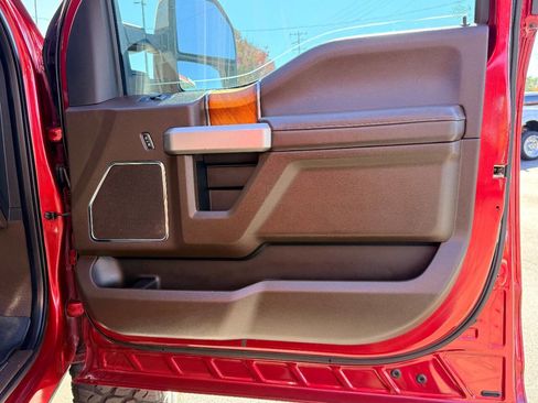 Used 2017 Ford F250 King Ranch w/ King Ranch Ultimate Package image 40