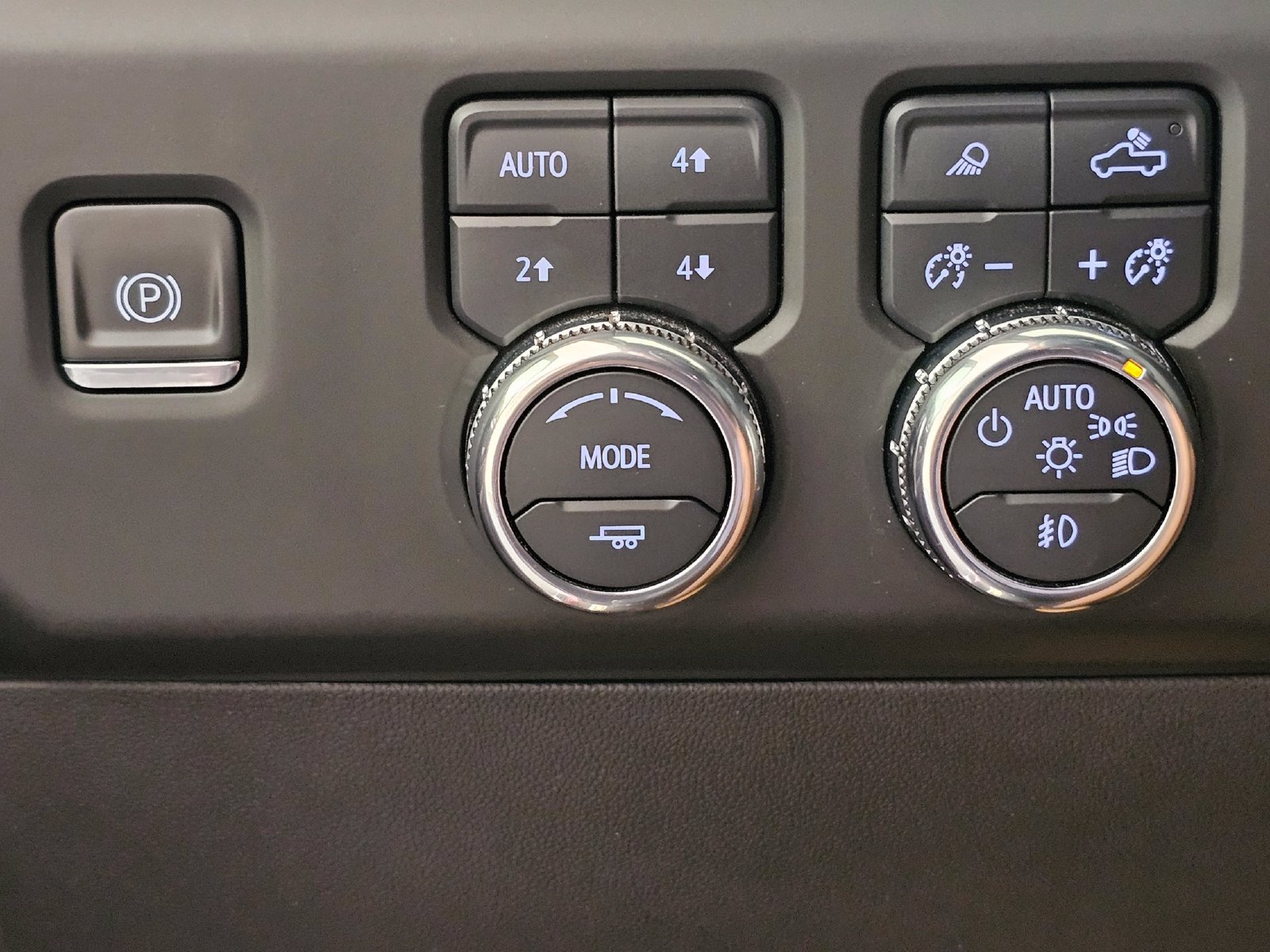 Used 2023 GMC Sierra 1500 Denali AWD/4WD image 18
