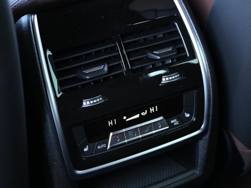 Certified 2026 BMW X5 xDrive40i image 30