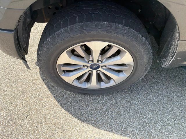 Used 2018 Ford F150 XL w/ Equipment Group 101A Mid AWD/4WD image 3