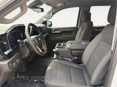 Used 2023 Chevrolet Silverado 1500 LT AWD/4WD image 9