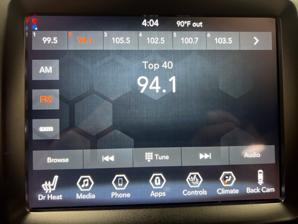 Used 2022 Jeep Cherokee Latitude w/ Sun & Sound Group AWD/4WD image 19
