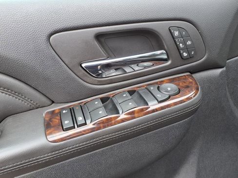 Used 2013 GMC Sierra 2500 Denali w/ Suspension Package, Off-Road image 12