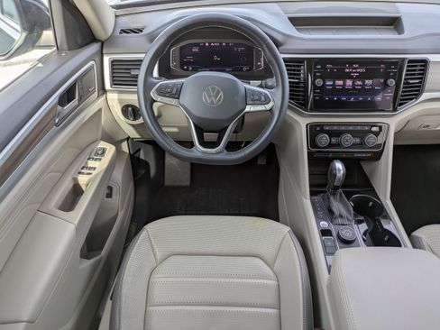 Used 2021 Volkswagen Atlas SEL Premium AWD/4WD image 17