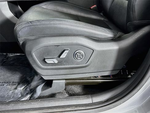 Used 2024 Hyundai Santa Fe Limited FWD image 22
