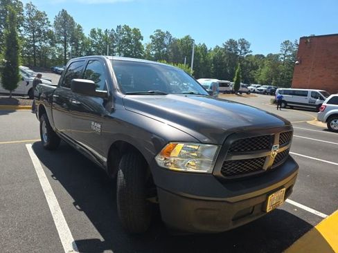 Used 2020 RAM 1500 Tradesman AWD/4WD image 4