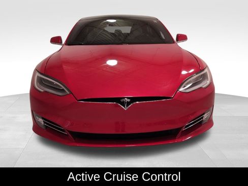 Used 2020 Tesla Model S Long Range image 9