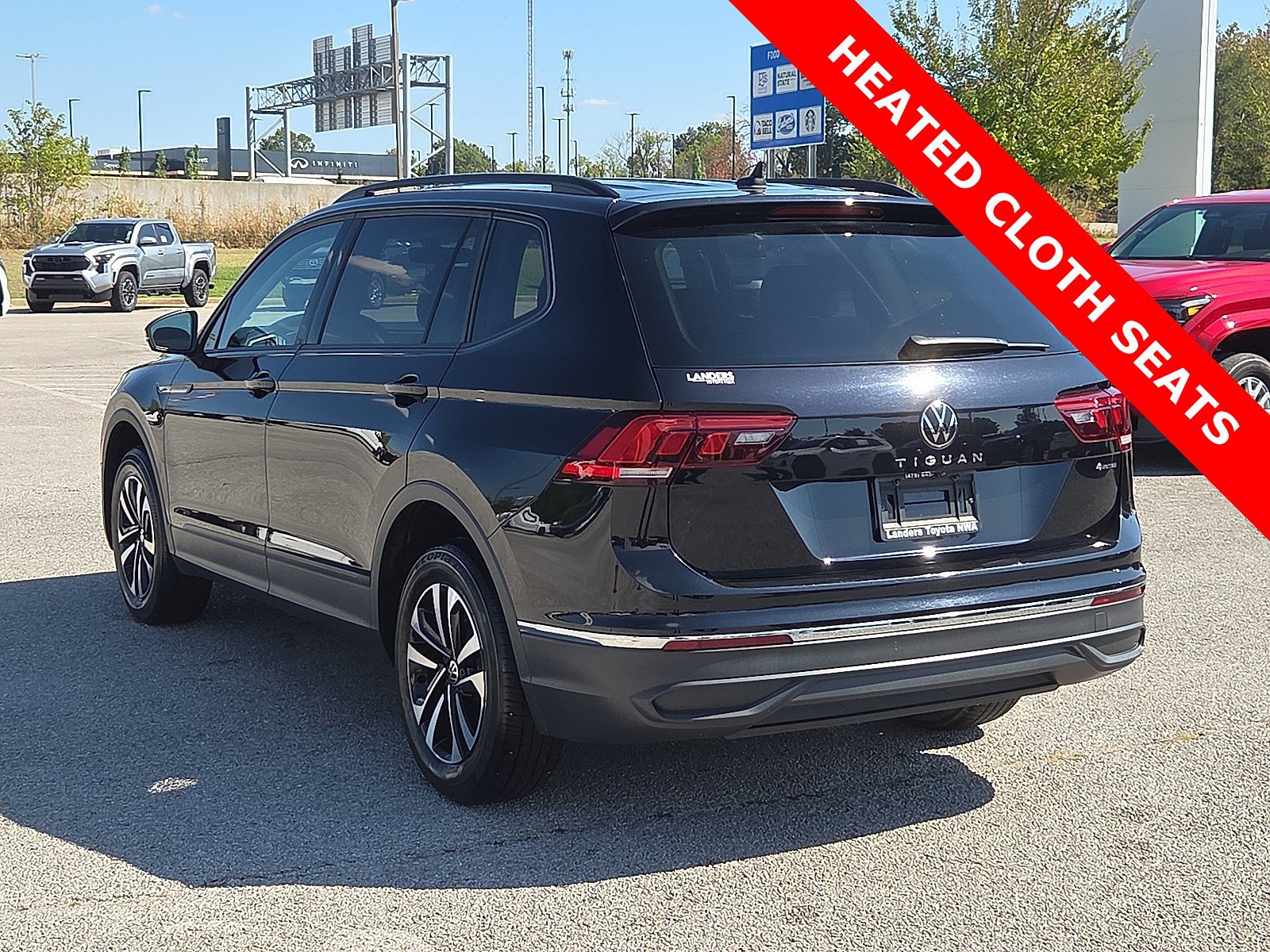 Used 2023 Volkswagen Tiguan S AWD/4WD image 4