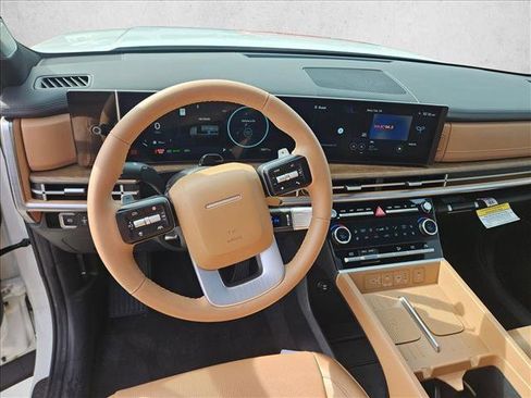 Used 2025 Hyundai Santa Fe Limited image 15