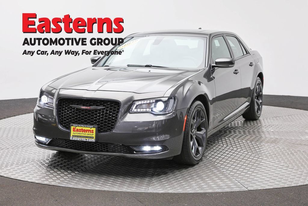Used 2023 Chrysler 300 S RWD image 1