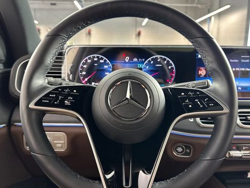 Certified 2026 Mercedes-Benz GLS 450 4MATIC image 29