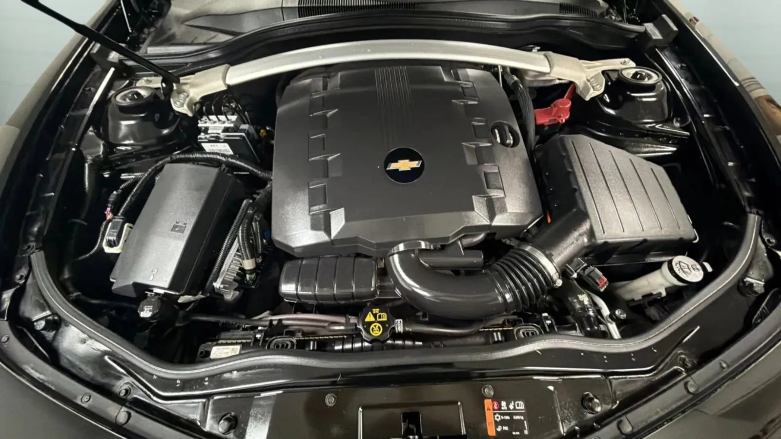 Used 2015 Chevrolet Camaro LT w/ RS Package RWD image 22