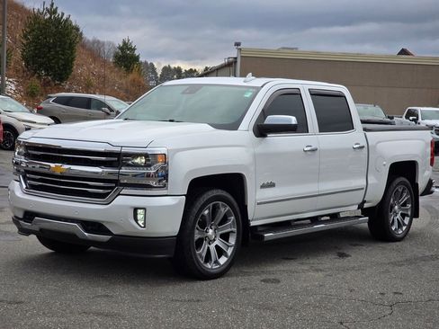 Used 2018 Chevrolet Silverado 1500 High Country image 2