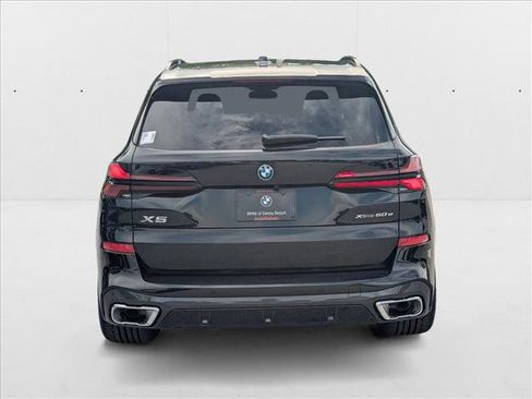 New 2026 BMW X5 xDrive50e w/ M Sport Package image 7