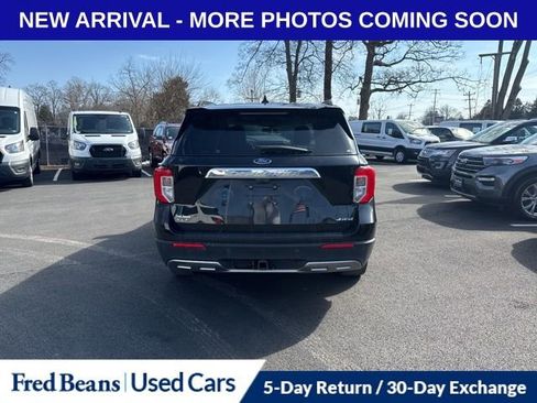 Certified 2022 Ford Explorer XLT w/ Equipment Group 202A image 7