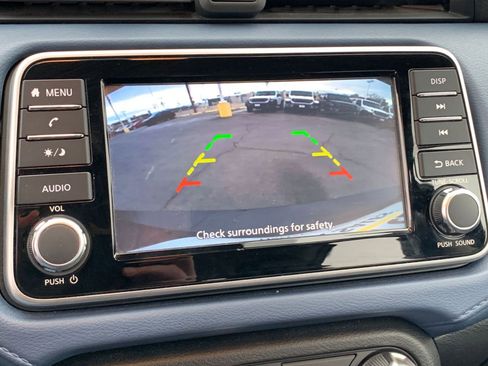 Used 2025 Nissan Versa SV w/ Trunk Package image 22