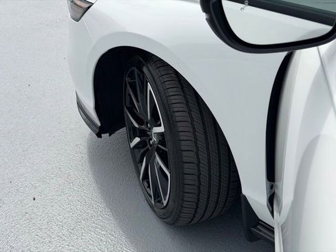 Certified 2024 Honda Accord Touring image 25