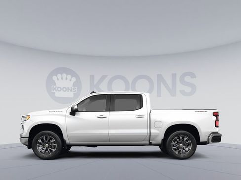Used 2024 Chevrolet Silverado 1500 LT AWD/4WD image 2