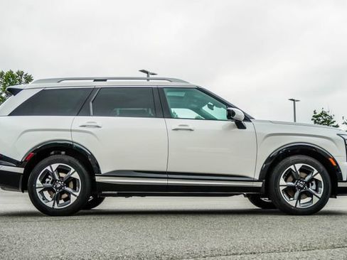 New 2026 Hyundai Palisade Limited FWD image 6