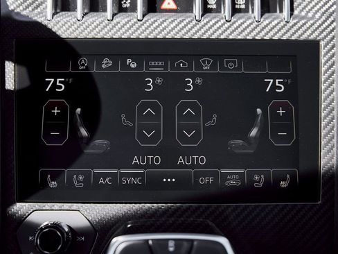 Used 2024 Lamborghini Urus Performante AWD/4WD image 85