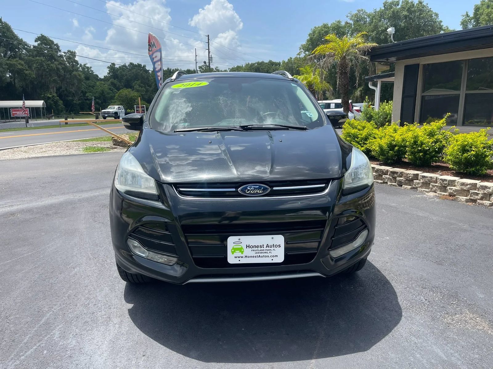 Used 2014 Ford Escape Titanium FWD image 2