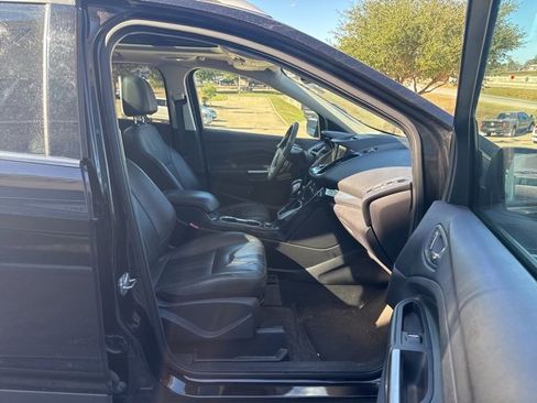 Used 2013 Ford Escape Titanium w/ Parking Technology Pkg image 10