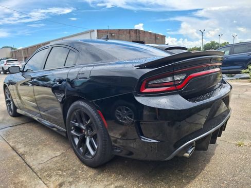 Used 2022 Dodge Charger R/T w/ Blacktop Package RWD image 5